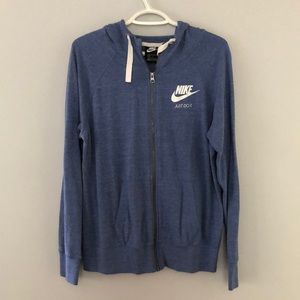 Nike women’s hoodie Large